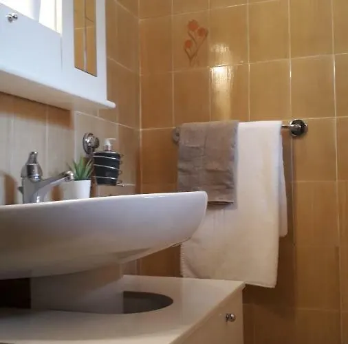 Carrubo - Giardino In Citta Tatil Evi