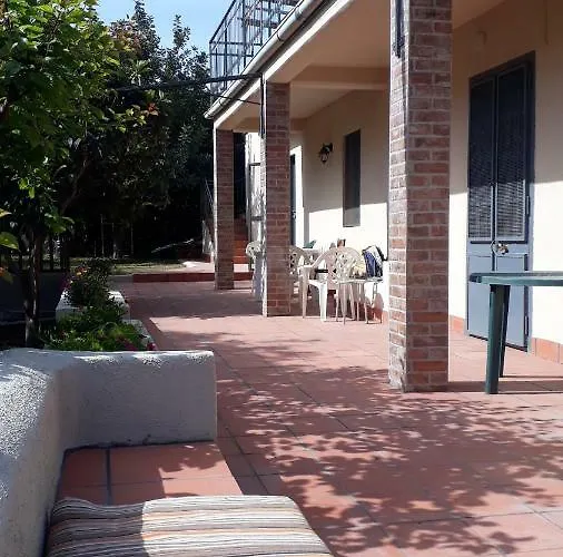 Carrubo - Giardino In Citta * Katanya