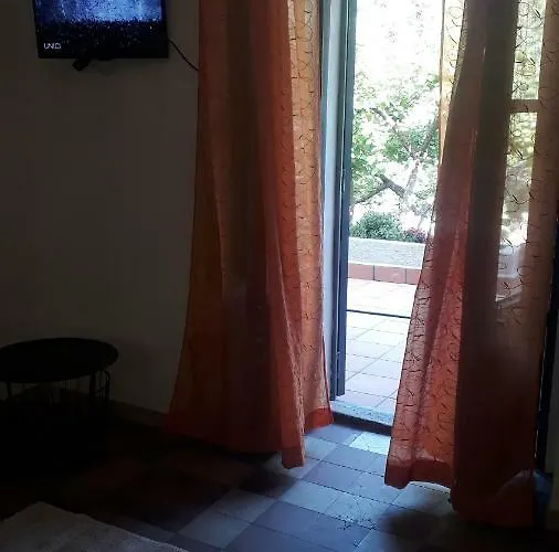 Carrubo - Giardino In Citta Tatil Evi *